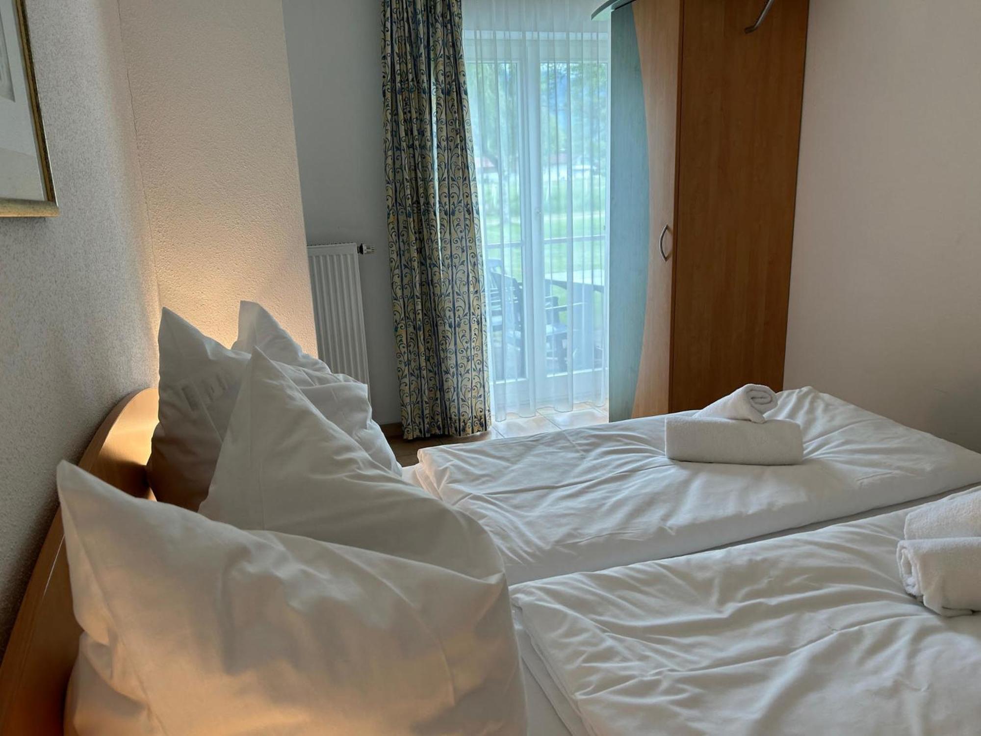 Gabi Mit Pool Und Sauna Übersee Zewnętrze zdjęcie